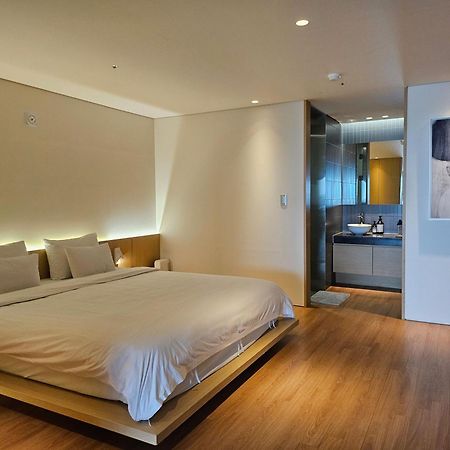 Hotel Sang Sang & Private Sang Sang Pool Villa Geoje Exterior photo