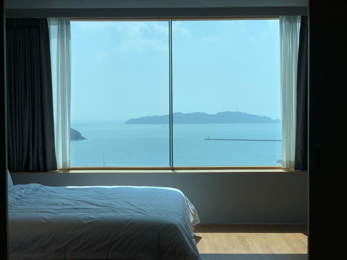 Hotel Sang Sang & Private Sang Sang Pool Villa Geoje Exterior photo