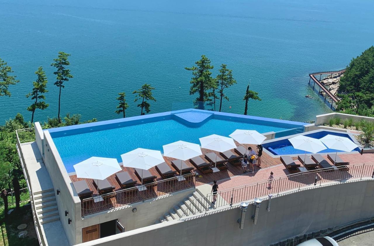 Hotel Sang Sang & Private Sang Sang Pool Villa Geoje Exterior photo