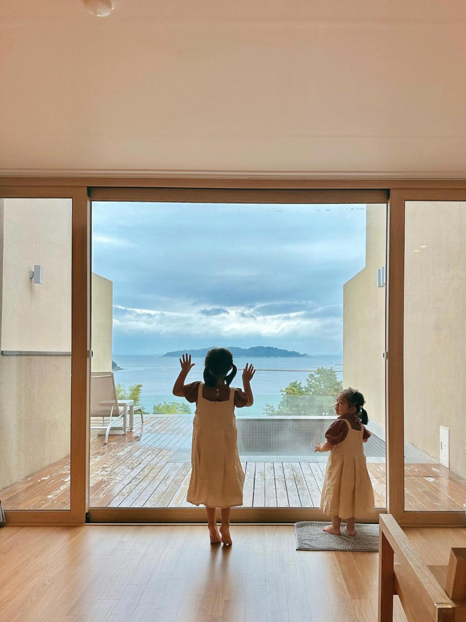 Hotel Sang Sang & Private Sang Sang Pool Villa Geoje Exterior photo